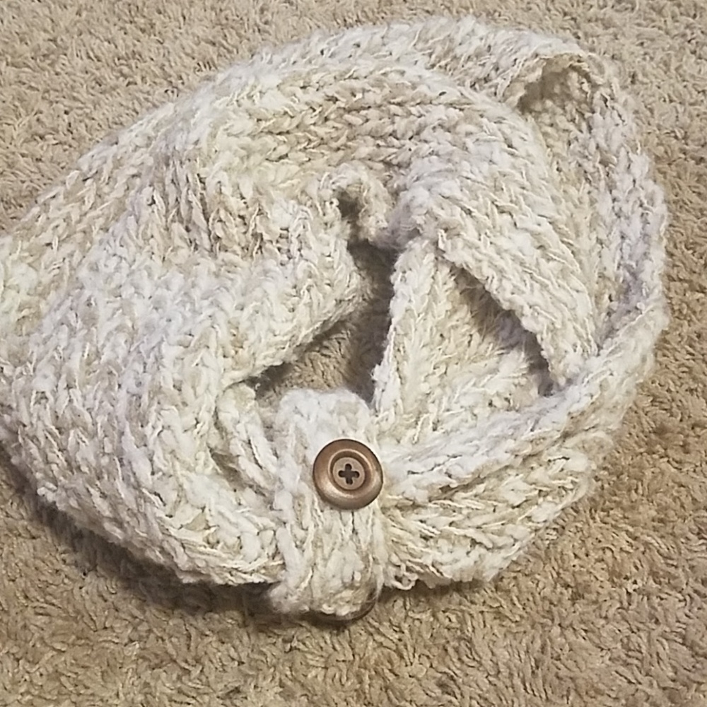 Infinity scarf
